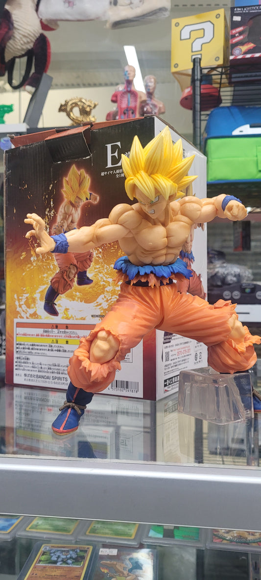 Super Saiyan Son Goku Dragon Ball Itchiban kuji Vs Omnibus Z master Figure.