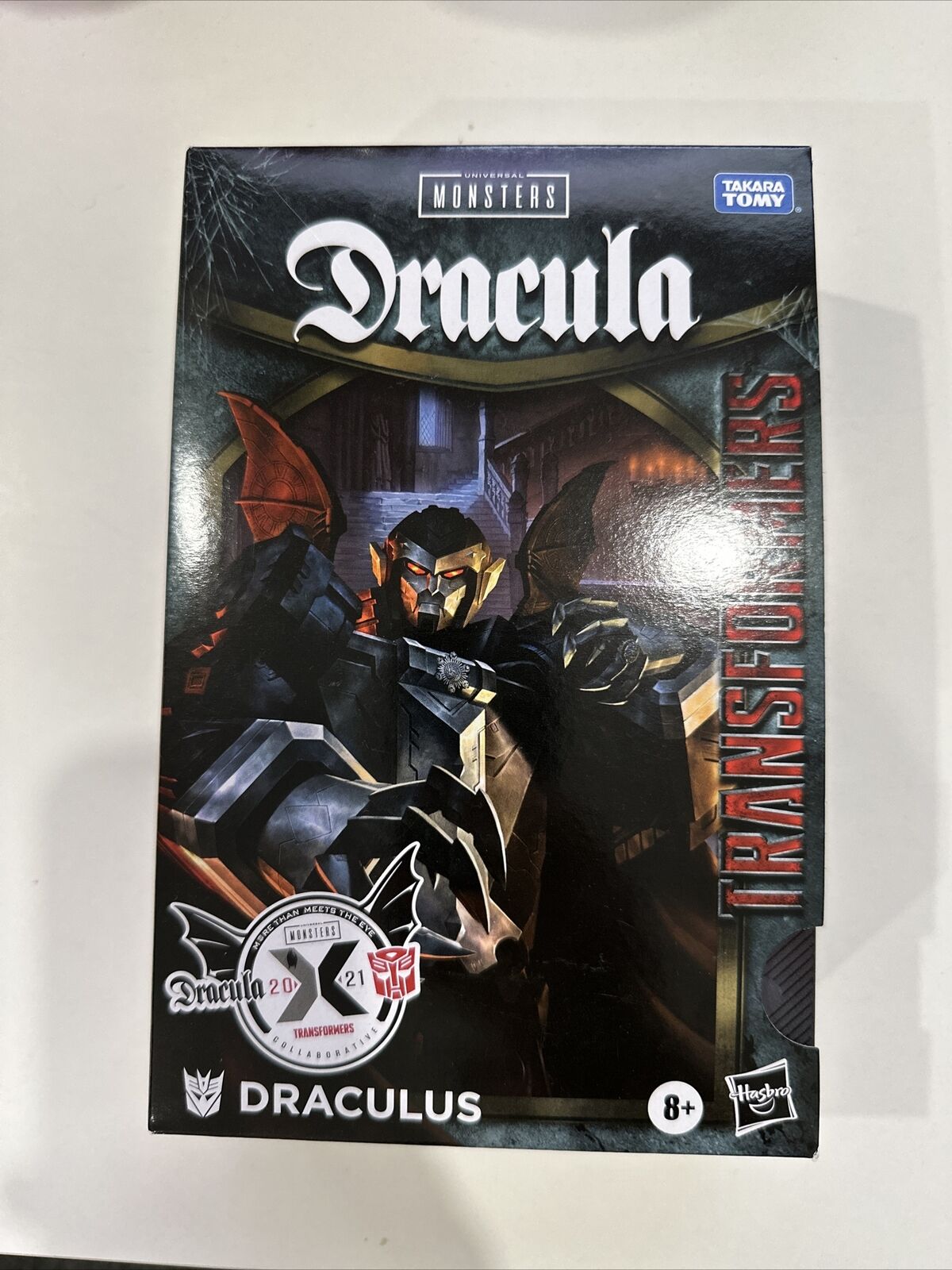 Transformers Dracula Draculus Universal Monsters 2021 Hasbro Takara Tomy Crisp